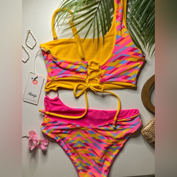 Maaji 🩷💛 Asymmetrical One Piece Swimsuit - Picture 11 of 15